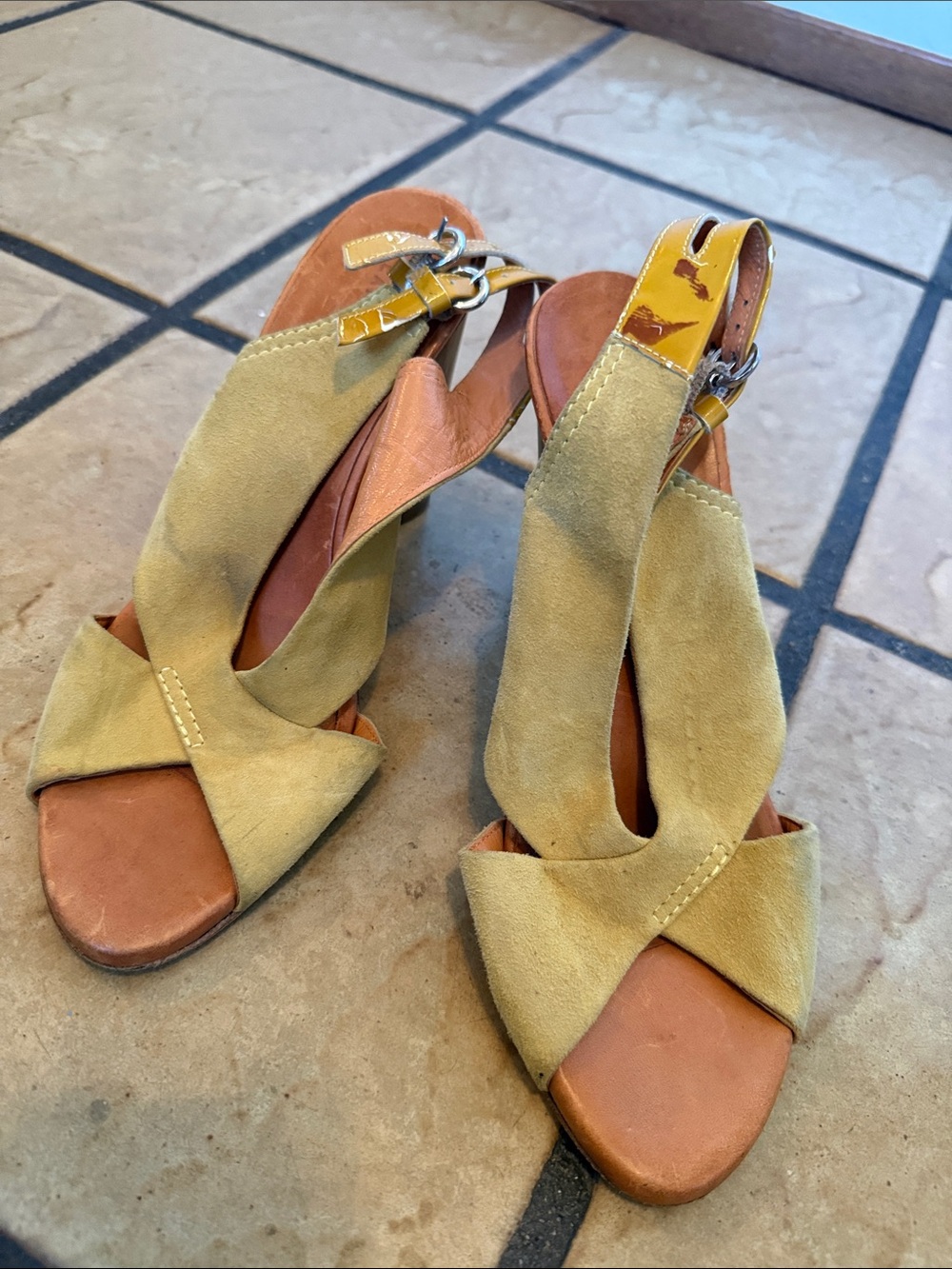 Women's Suede Crisscross Slingback Sandals in Olive